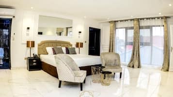 Superior-Suite | 1 Schlafzimmer, Zimmersafe, Bügeleisen/Bügelbrett, kostenloses WLAN