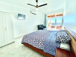 Apartment, 2 Queen Beds | 2 bedrooms, free WiFi, bed sheets