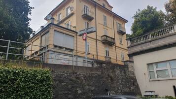 Voorkant van accommodatie