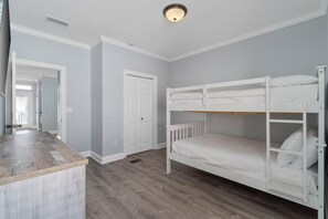 6 habitaciones y wifi