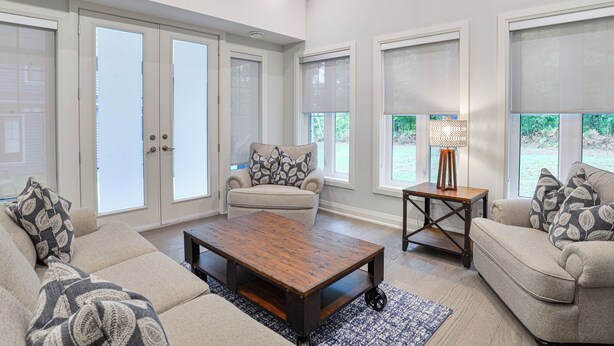 Living area - The Belle Cottage (#39) (Muskoka Lakes)