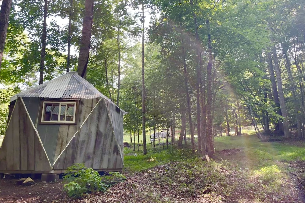 Zen Dome: Relax & Revive in the Beauty of Nature