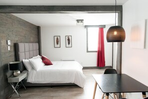 1 bedroom, internet - Loft with bed and sofabed in the city centre (Le Court-toit) (Rouyn-Noranda)