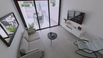 Télévision à écran plat