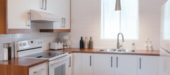 Two-bedroom flat with sofa bed near the Parc Botanique (Le Contemporain)