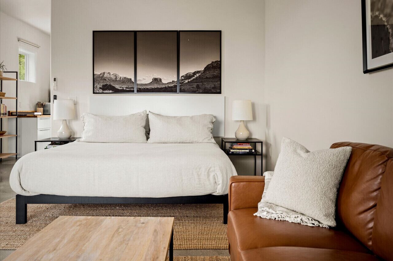 Modern Desert Retreat at Penumbra · Suite 5