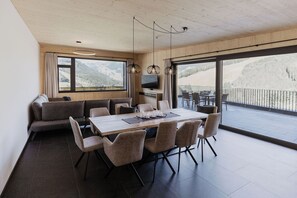 Smart TV, piso con calefacción, oficina, impresora