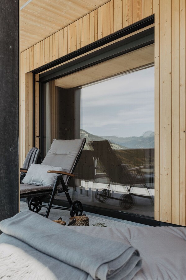 Appartement panoramique, 4 chambres, patio, vue sur la montagne (Hochsitz) | Terrasse/patio