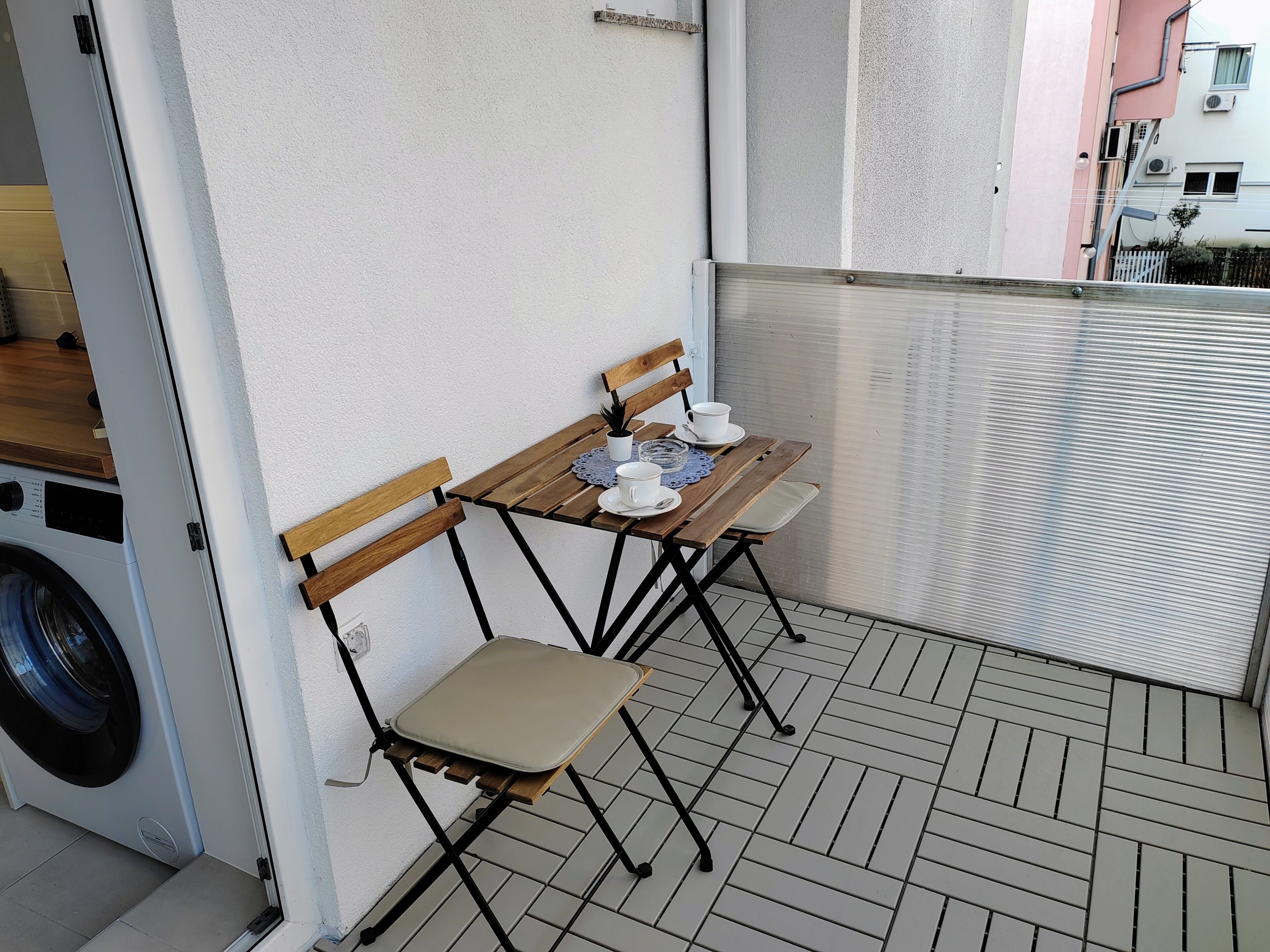 Apartment | Outdoor dining