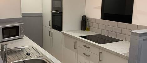 Microwave, oven, stovetop, dishwasher