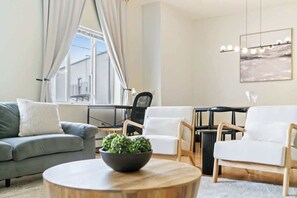 Smart TV, offices