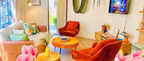 تلفزيون ذكي، كُتُب