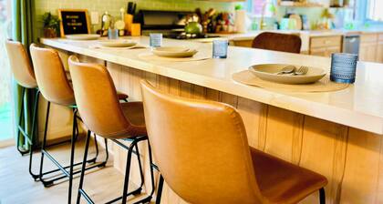 2Bed-2Bath Charming Temescal Retreat near UC-Berkeley