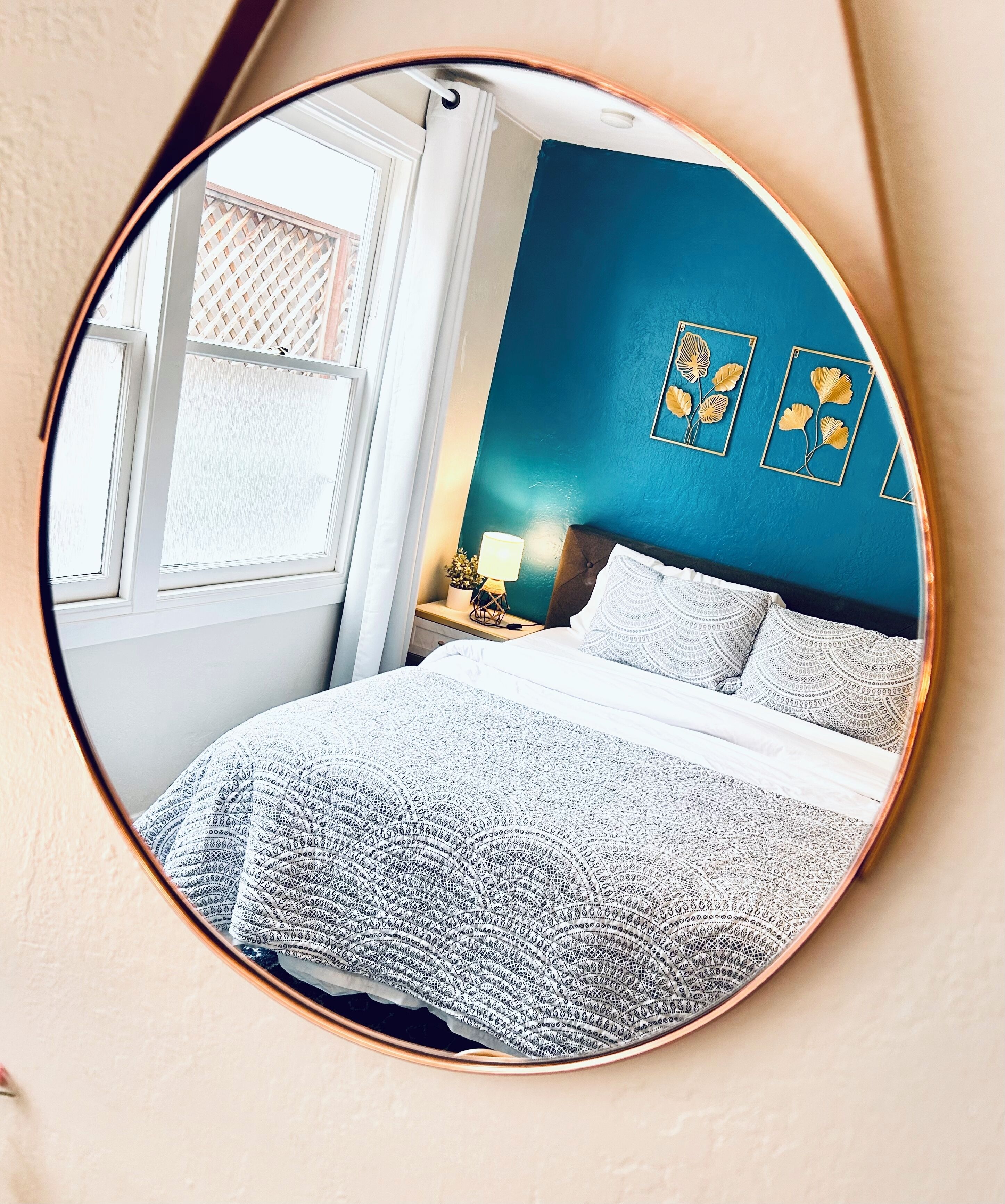 2 bedrooms, desk, iron/ironing board, travel crib