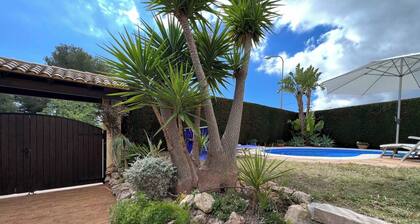 Villa ParadĂs - Piscina, BBQ, A/C, Sala de juegos