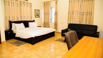 Executive Room, 1 Bedroom, Non Smoking | 1 bedroom, desk, laptop workspace, free WiFi