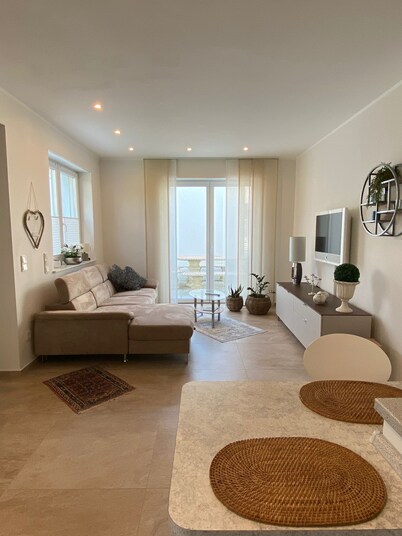 Friendly ground floor vacation apartment "an den Salinen" 01525 4203545