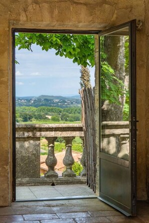 Interior - Château  "les deux Lions" au coeur d'un village historique proche d'Uzes (Saint-Siffret)