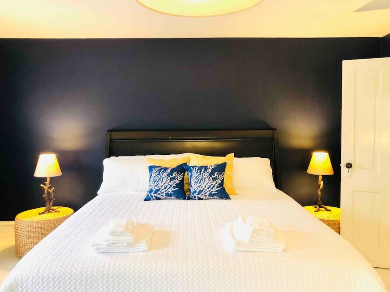 3 Schlafzimmer, Schreibtisch, Verdunkelungsvorhänge
