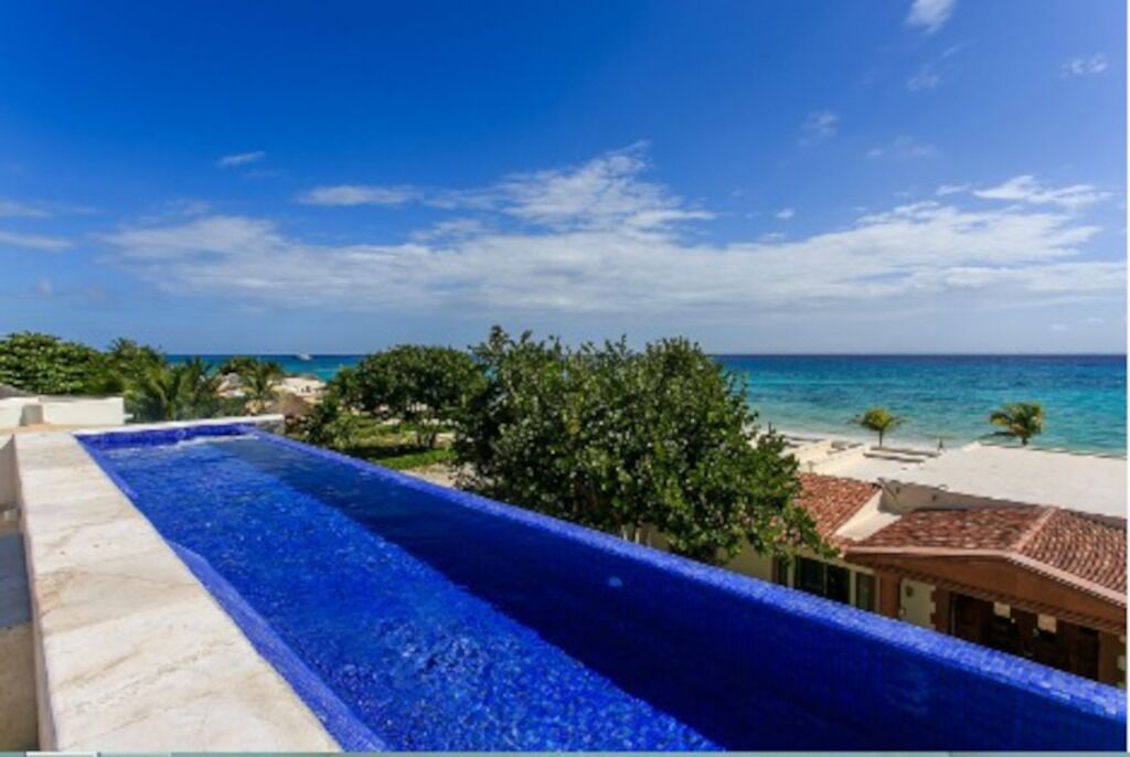 Unique Villa in playacar Phase I