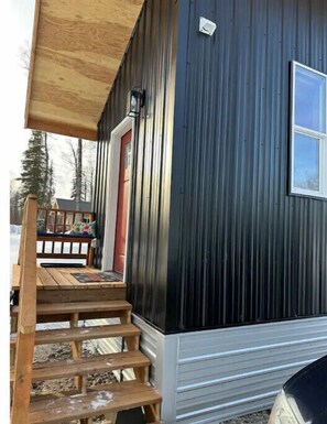 Exterior detail - Talkeetna Tiny House Cabin Aspen Fire-pit/ski/bike/multi-use trails (Talkeetna)