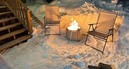 Talkeetna Tiny House Cabin Aspen Fire-pit/ski/bike/multi-use trails