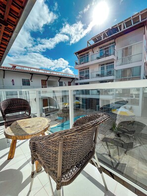 舒适双人房 | 迷你吧、免费 WiFi、床单