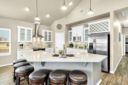 Spacious gulf view home on north beach with enclosed yard & balconies