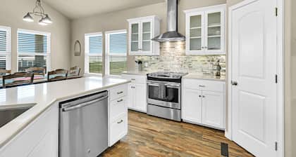 Spacious gulf view home on north beach with enclosed yard & balconies