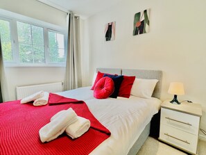 Deluxe-Haus, eigenes Bad, Gartenblick | 3 Schlafzimmer