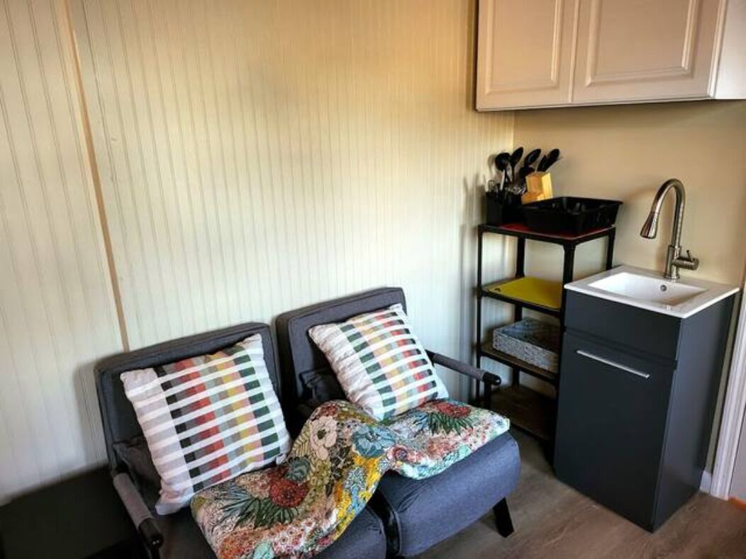 Hn entire guesthouse close to beaches