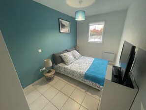 1 bedroom, iron/ironing board, free WiFi, bed sheets