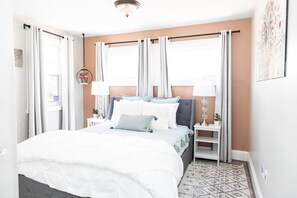 2 bedrooms, desk, iron/ironing board, free WiFi