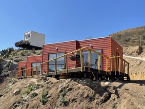 Fachada de la propiedad