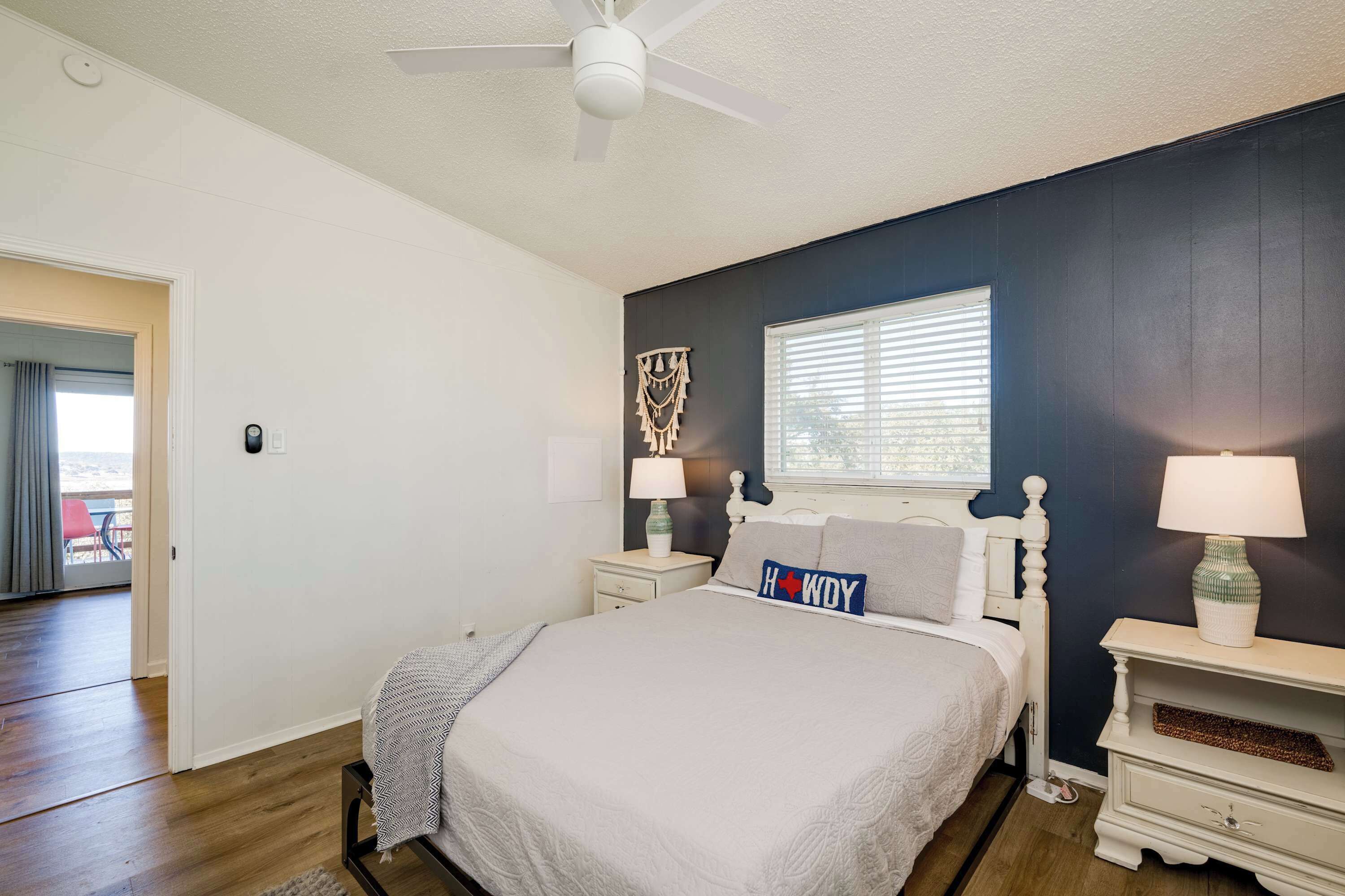 4 bedrooms, memory-foam beds, desk, iron/ironing board