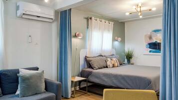 4 bedrooms, memory-foam beds, desk, iron/ironing board