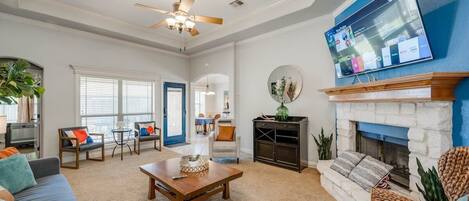 TV, fireplace, offices