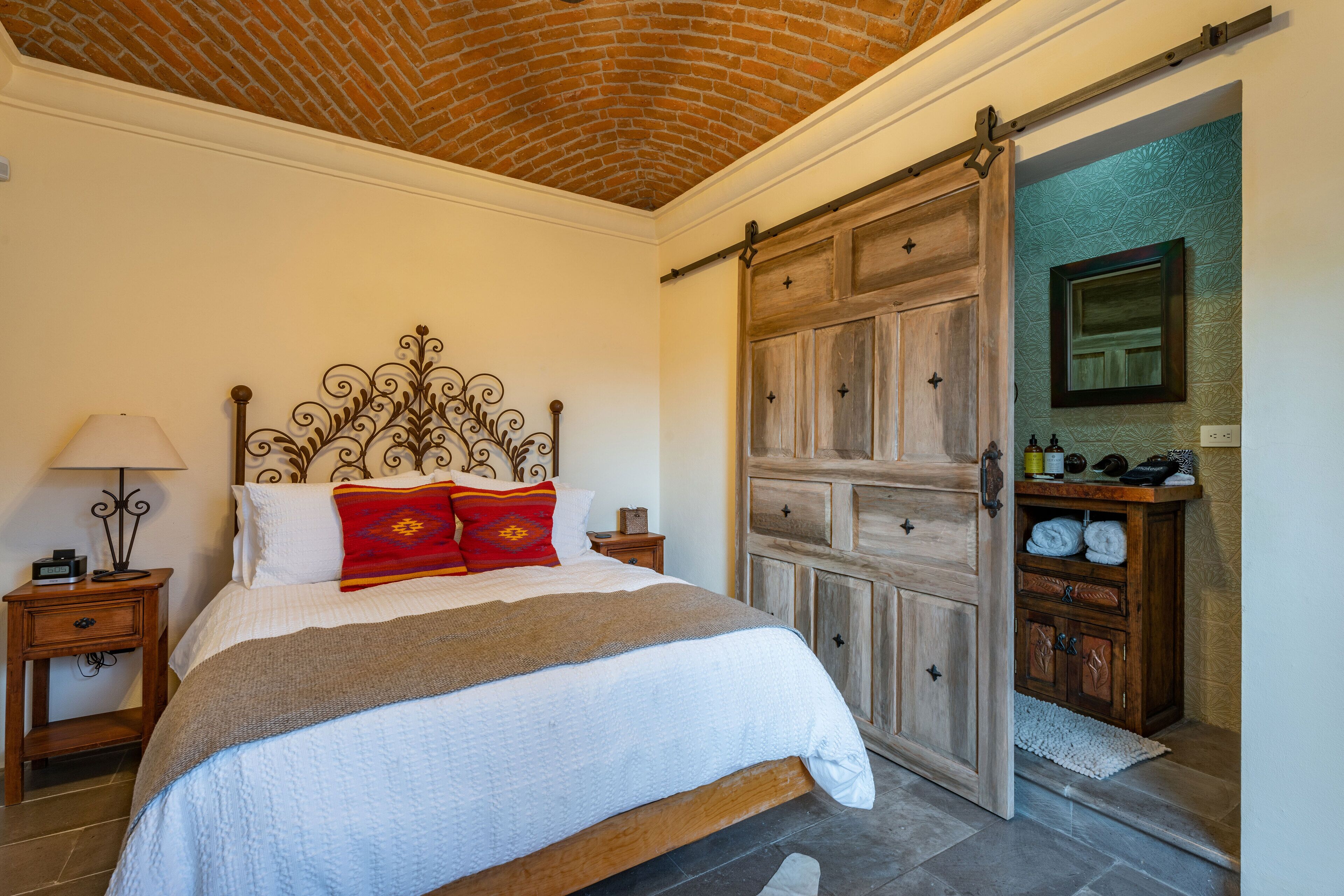 奢華獨棟房屋 | 2 間臥室、熨斗/熨衣板、免費無線上網、床單