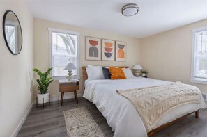 4 bedrooms - A French Cottage Away From Home (Shoreline)