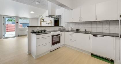 8 bedroom cozy home in Henne