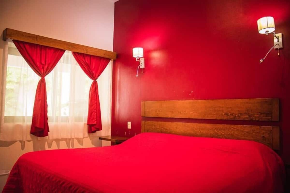 Couette en duvet d'oie, bureau, Wi-Fi gratuit, ameublement personnalisé