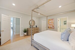 4 slaapkamers, een strijkplank/strijkijzer, wifi, beddengoed
