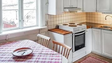 Réfrigérateur, four, plaque de cuisson, cafetiÚre/bouilloire