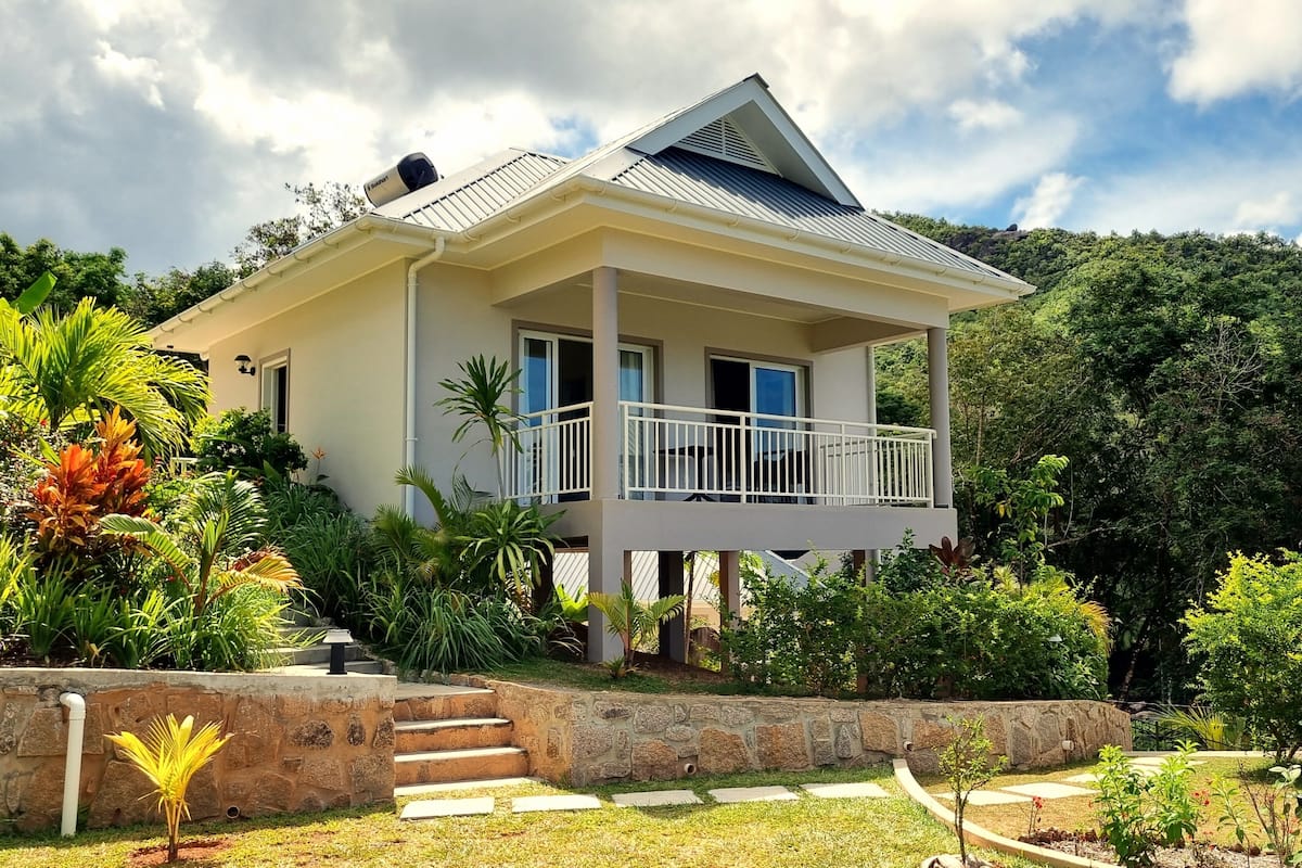 Standard Chalet, Bay View