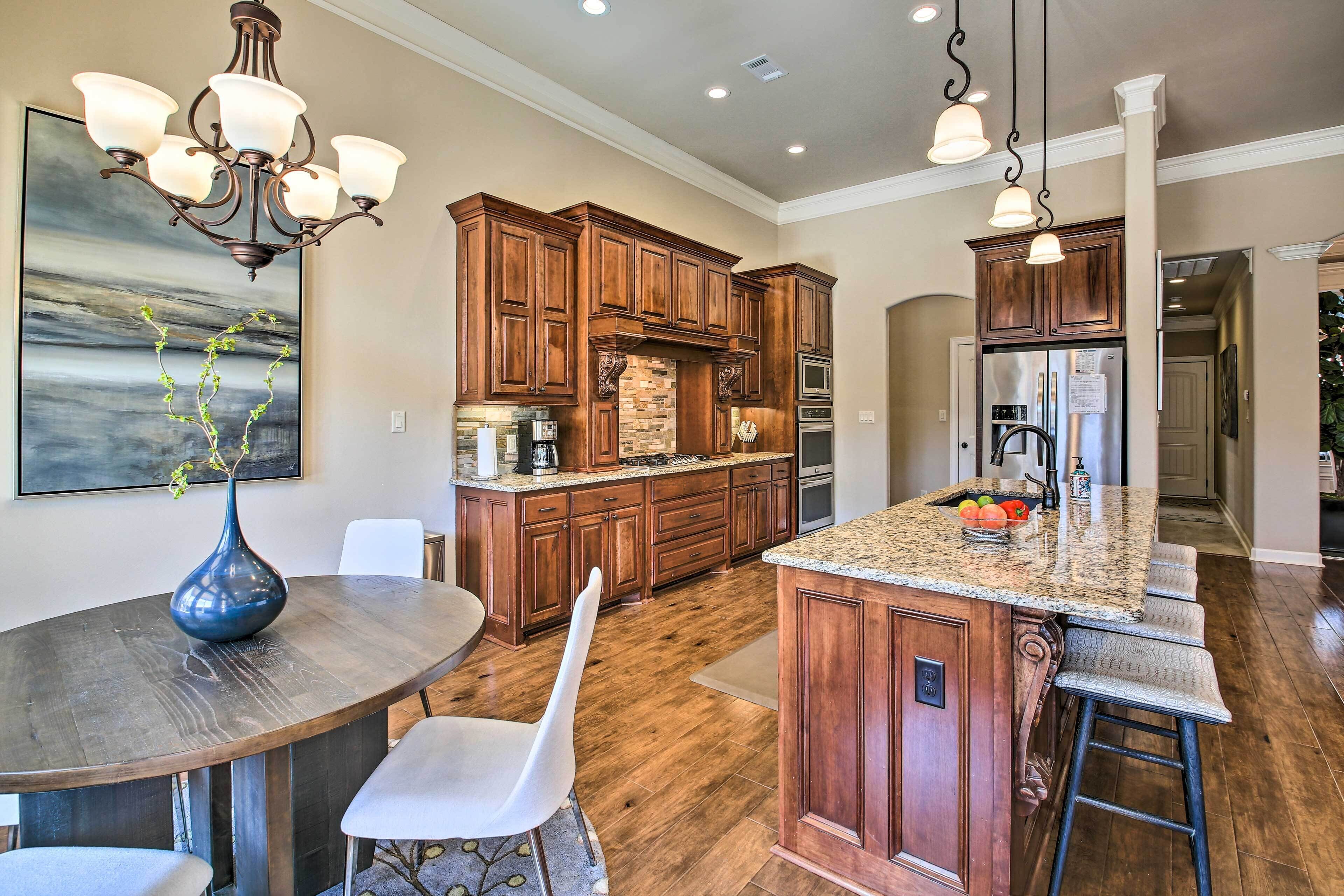 Spacious Hot Springs Village Home w/ Dock + Patio!