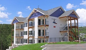 Exterior - One Bedroom Lakeside, Luxury Condo, Branson, Missouri 3331061 (Branson)