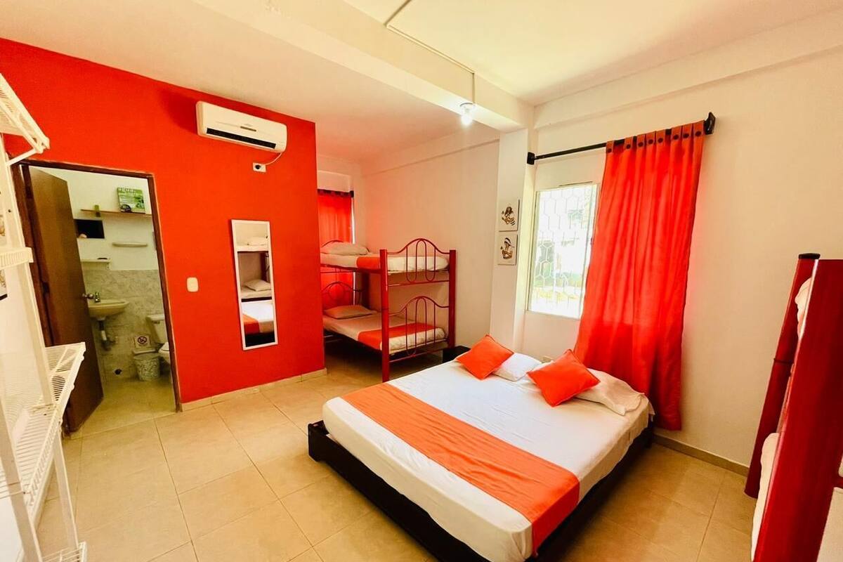 Chambre Familiale | Wi-Fi gratuit, draps fournis