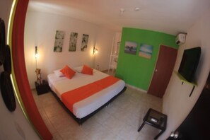 スタンダード ダブルルーム | WiFi (無料)、ベッドシーツ