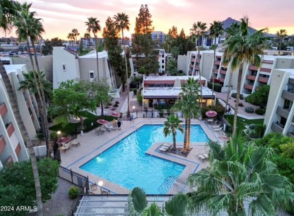 Outdoor pool, a heated pool