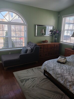 4 habitaciones, wifi gratis y ropa de cama 